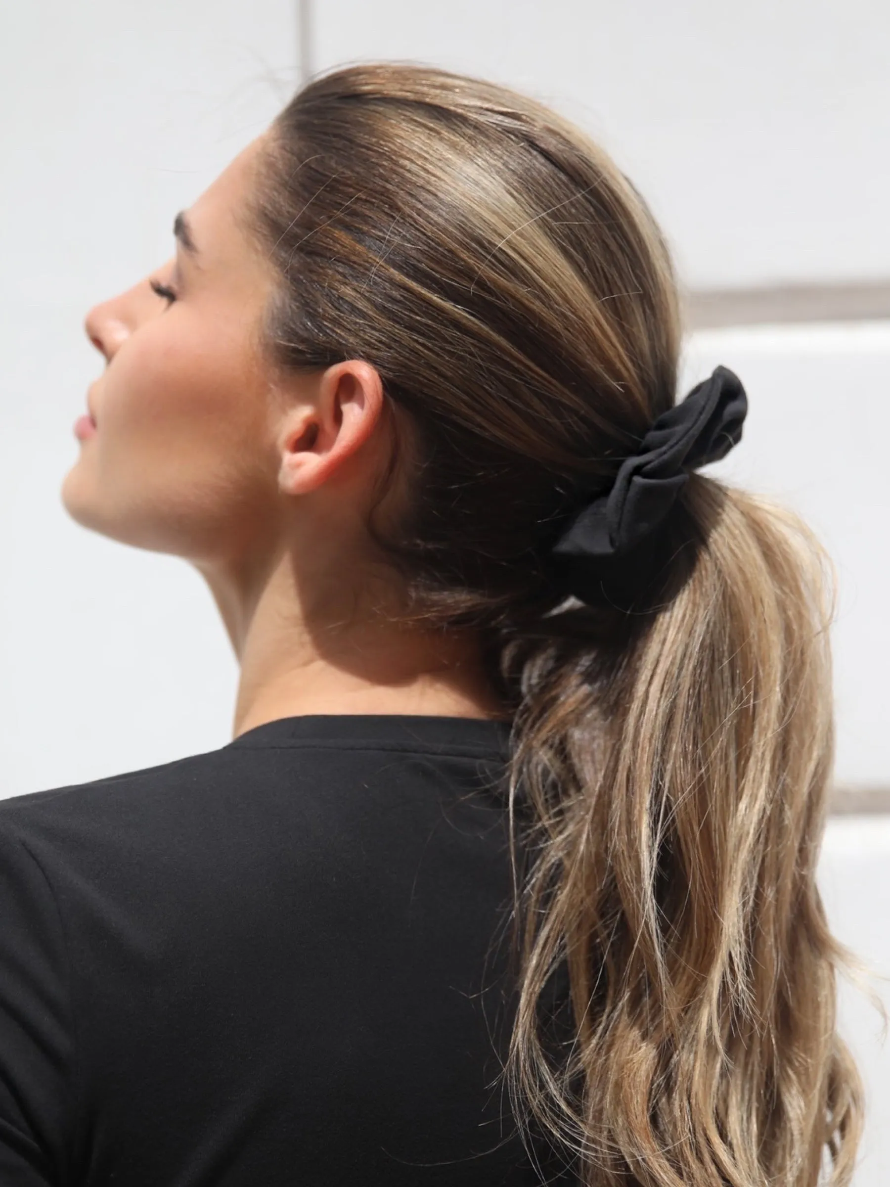 Blakely Scrunchie - Black