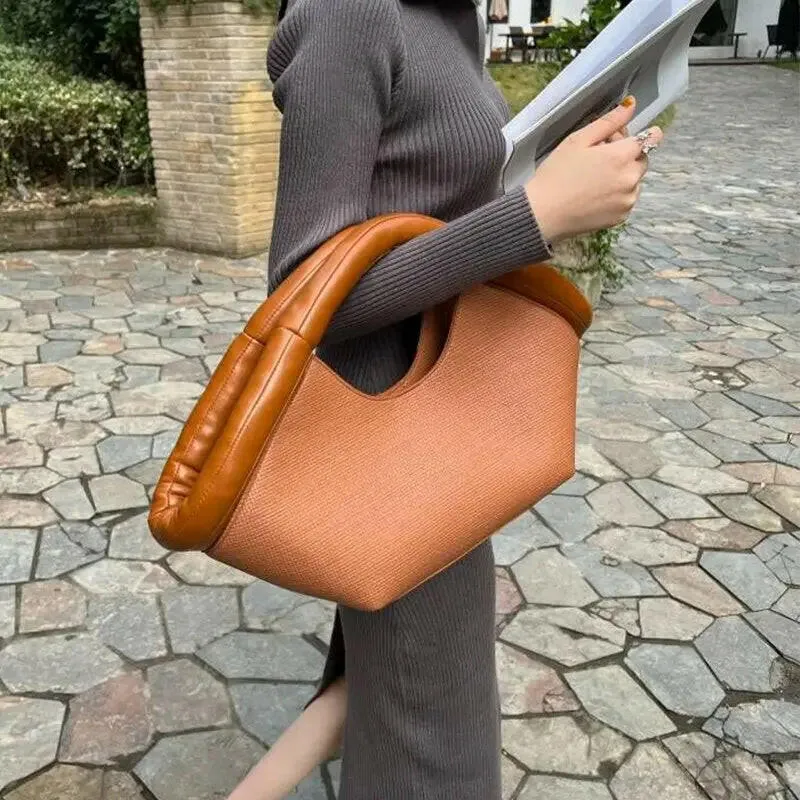 Fan-shaped Luxury Handbag for Women with Cotton Filling