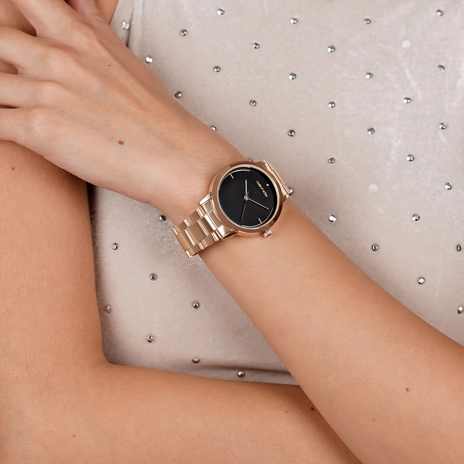 Luna Black Dial Rosegold Metallic Strap Watch