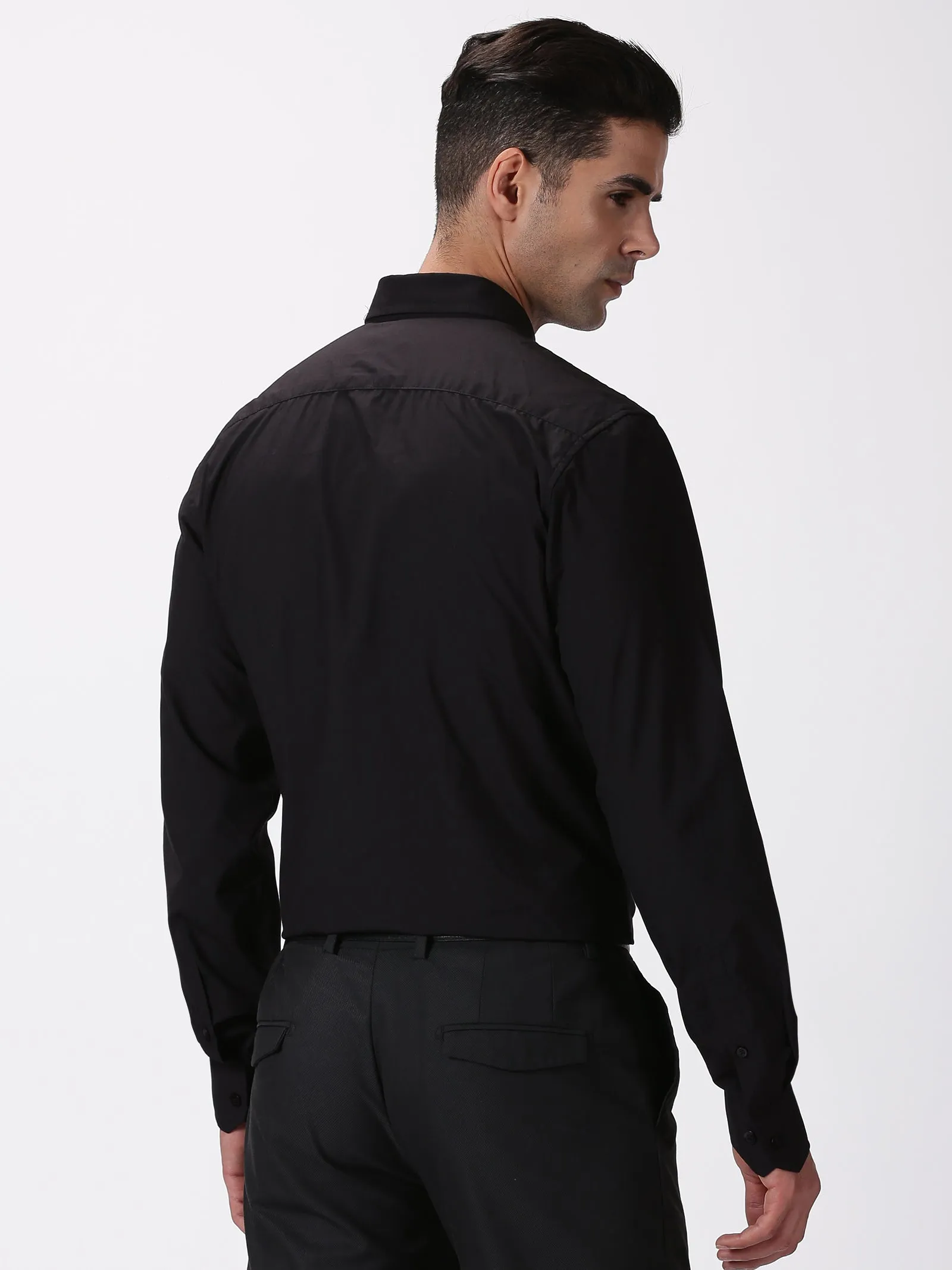 MEN'S BLACK SOLID SLIM FIT SHIRT