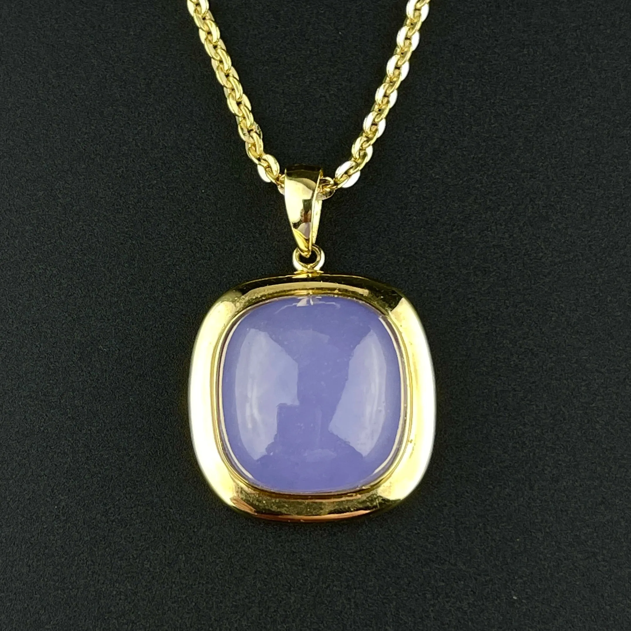 Vintage 14K Gold Square Chalcedony Pendant Necklace